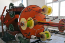 纜勝電纜生產(chǎn)設(shè)備近景 纜勝電纜生產(chǎn)設(shè)備近景